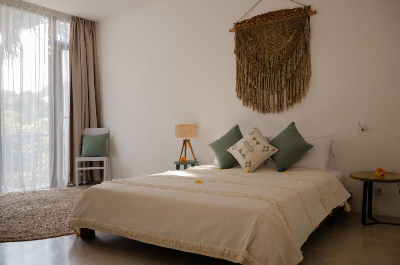 Bed and Breakfast The Bed By The Sea Canggu Esterno foto