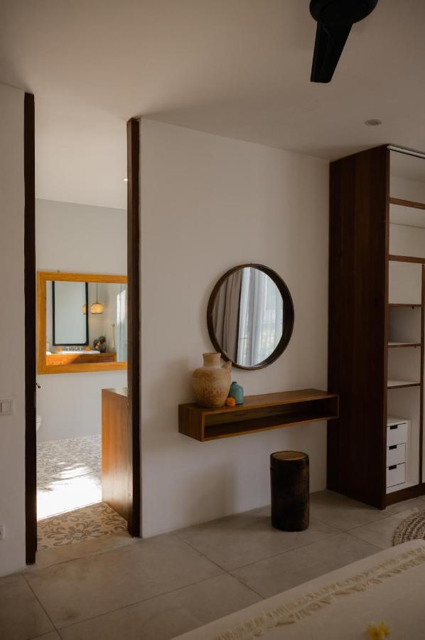 Bed and Breakfast The Bed By The Sea Canggu Esterno foto