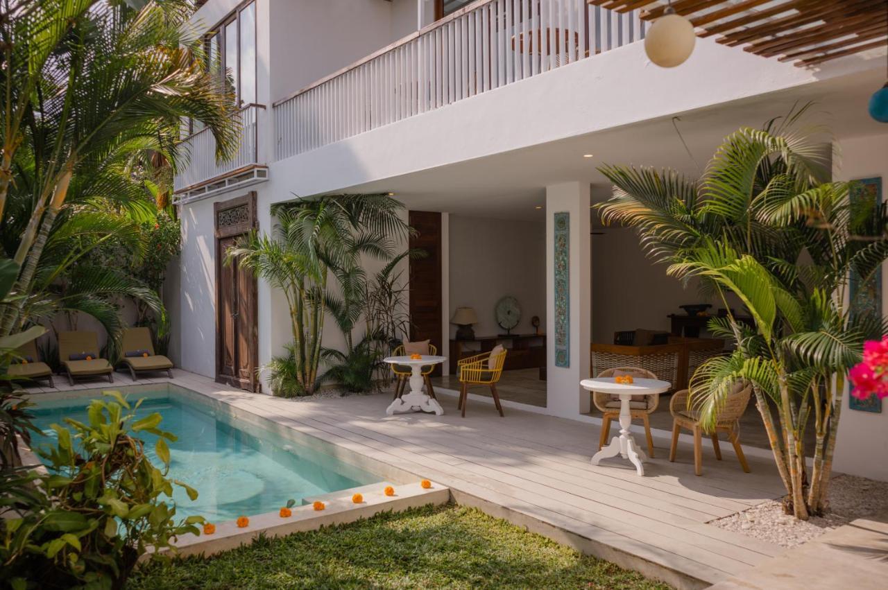 Bed and Breakfast The Bed By The Sea Canggu Esterno foto