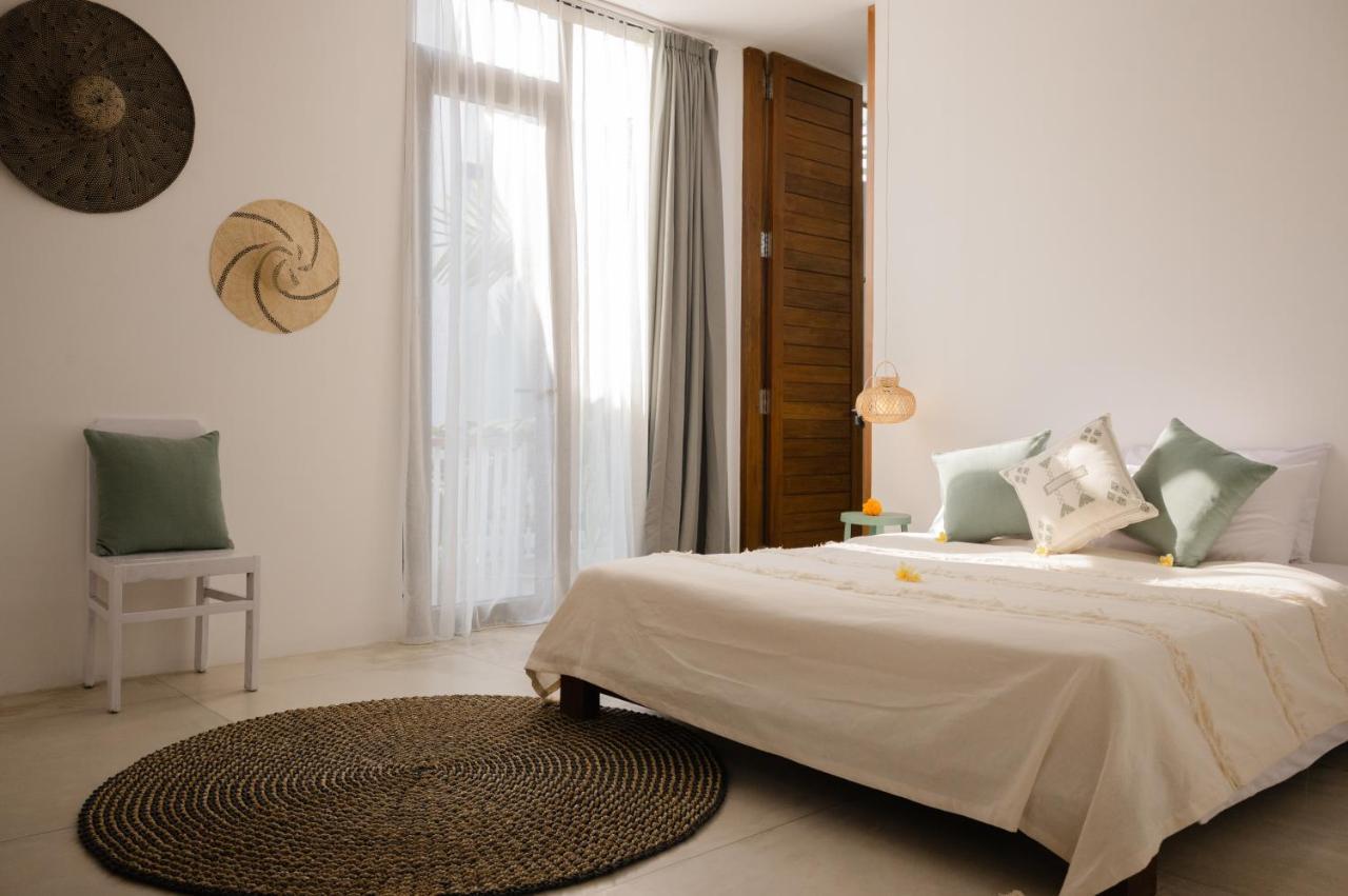 Bed and Breakfast The Bed By The Sea Canggu Esterno foto