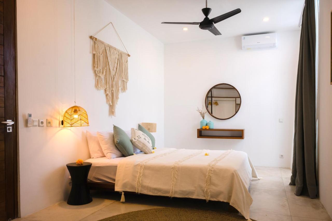 Bed and Breakfast The Bed By The Sea Canggu Esterno foto