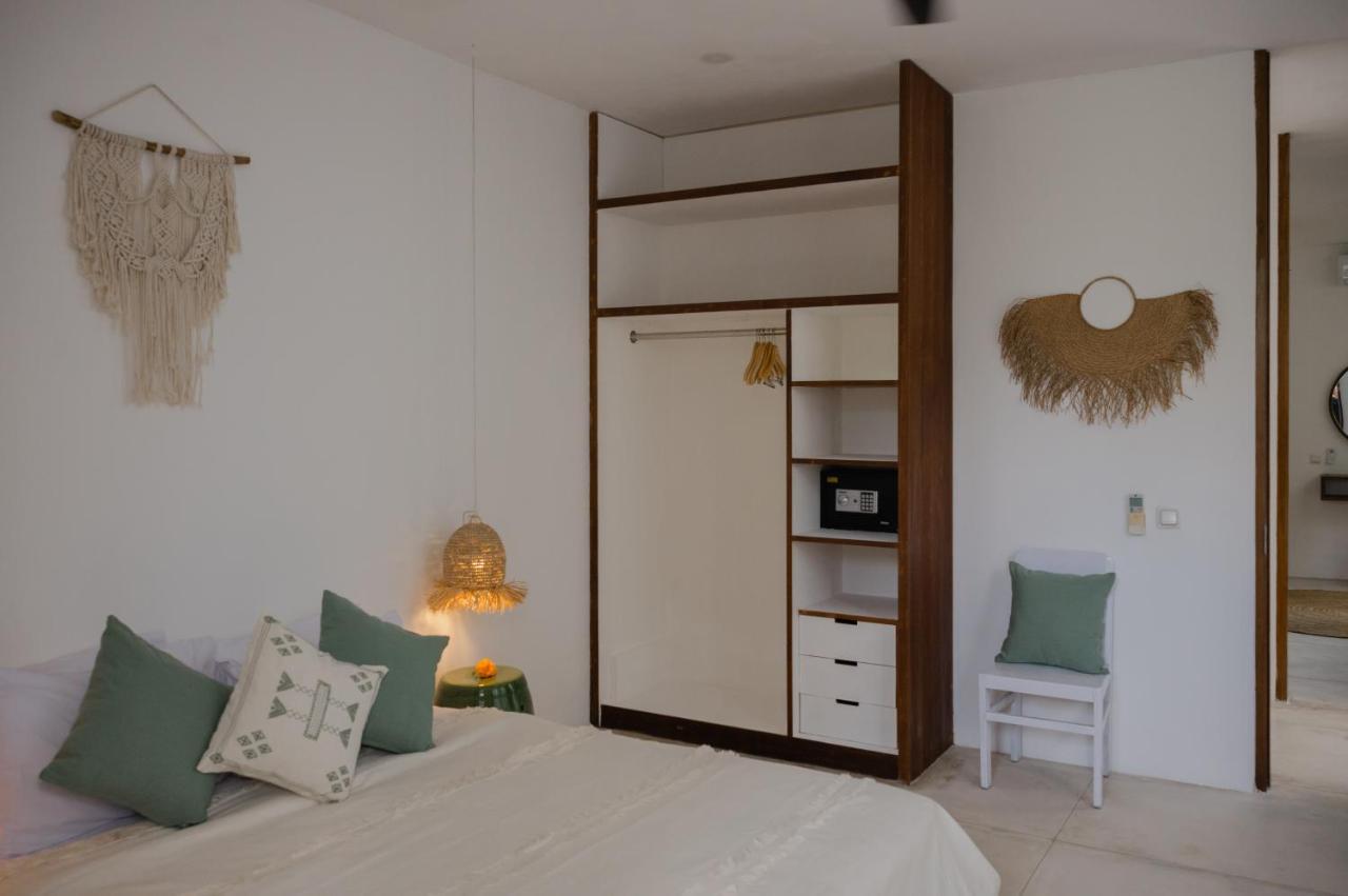 Bed and Breakfast The Bed By The Sea Canggu Esterno foto
